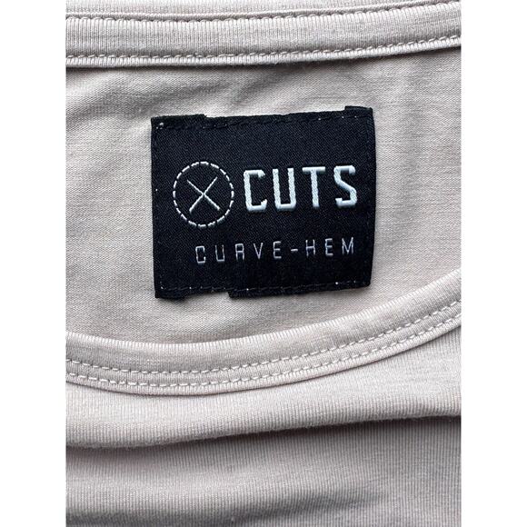 CUTS Long Sleeve Crew Curve-Hem Tee Shirt Sandstone Men’s Size Large - Picture 3 of 6